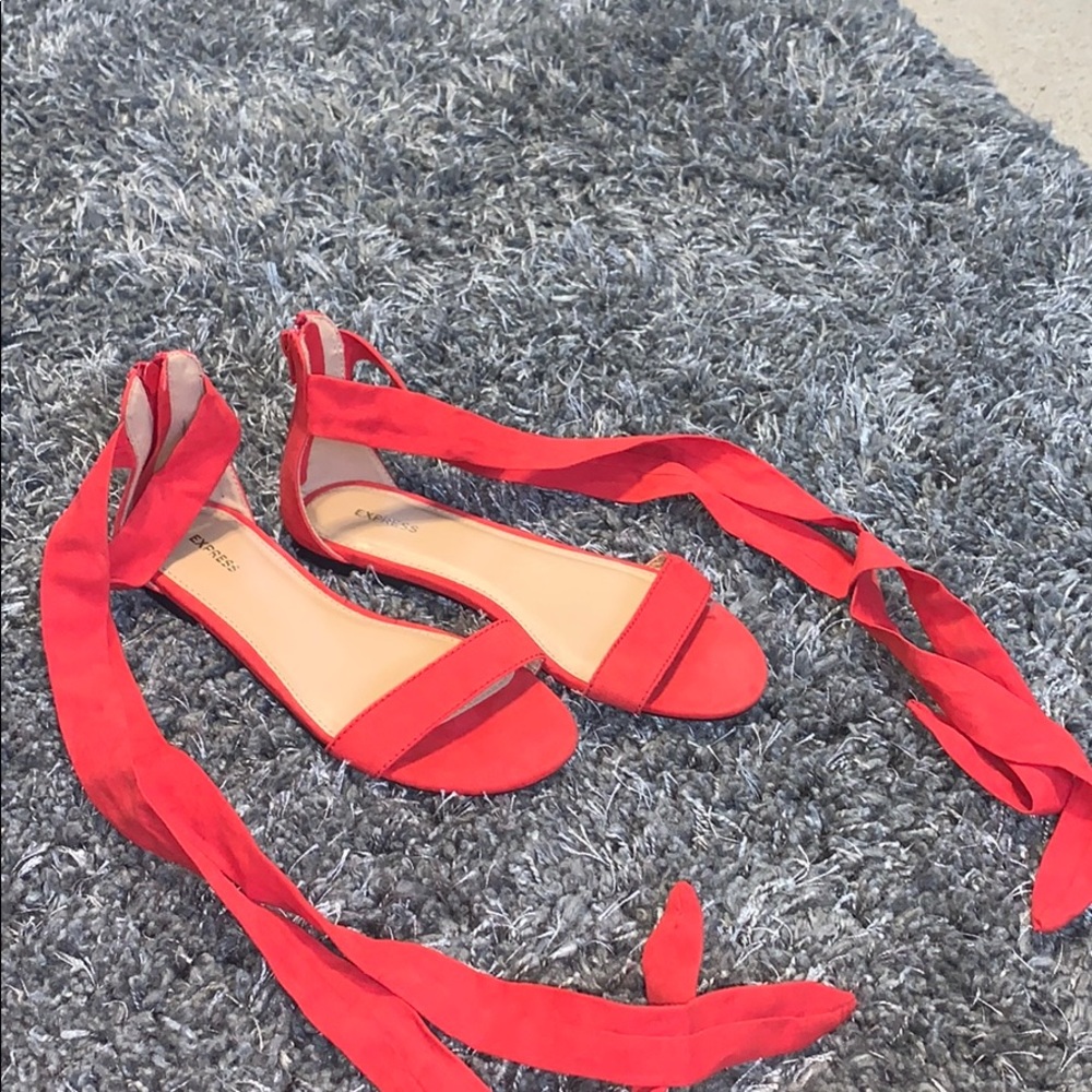 Express Lace-up Sandals